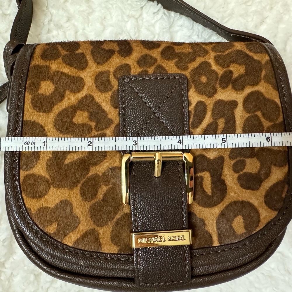 MK Michael Kors Crossbody Purse - Picture 8 of 10
